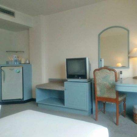 Hotel Sinthavee Phuket Exterior foto