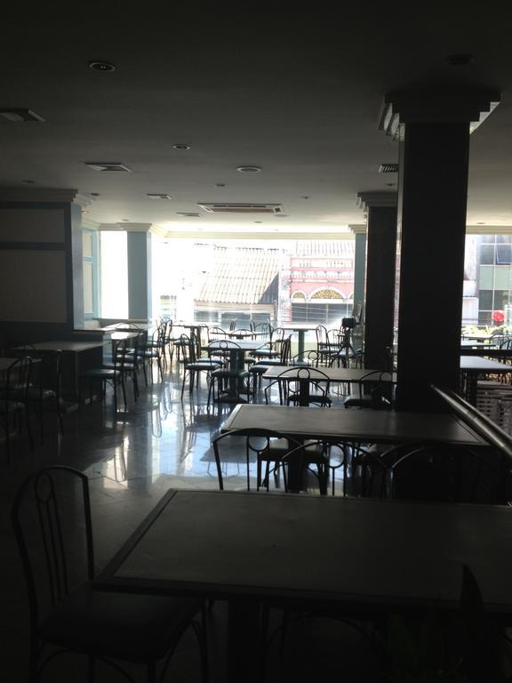 Hotel Sinthavee Phuket Exterior foto