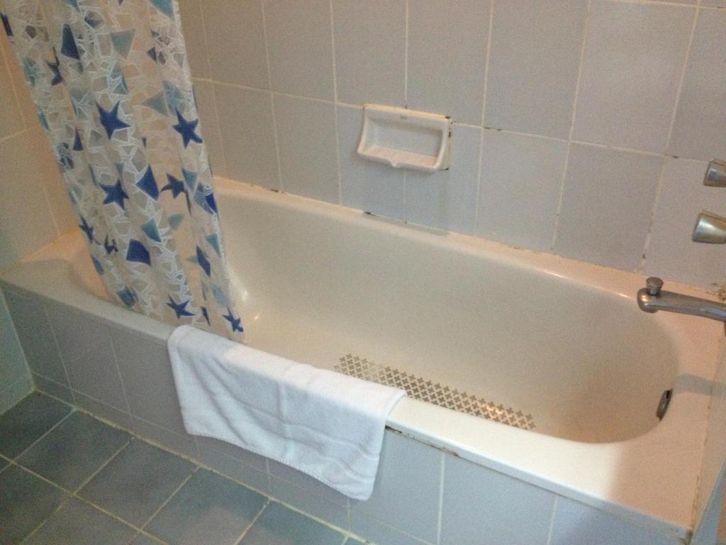 Hotel Sinthavee Phuket Zimmer foto